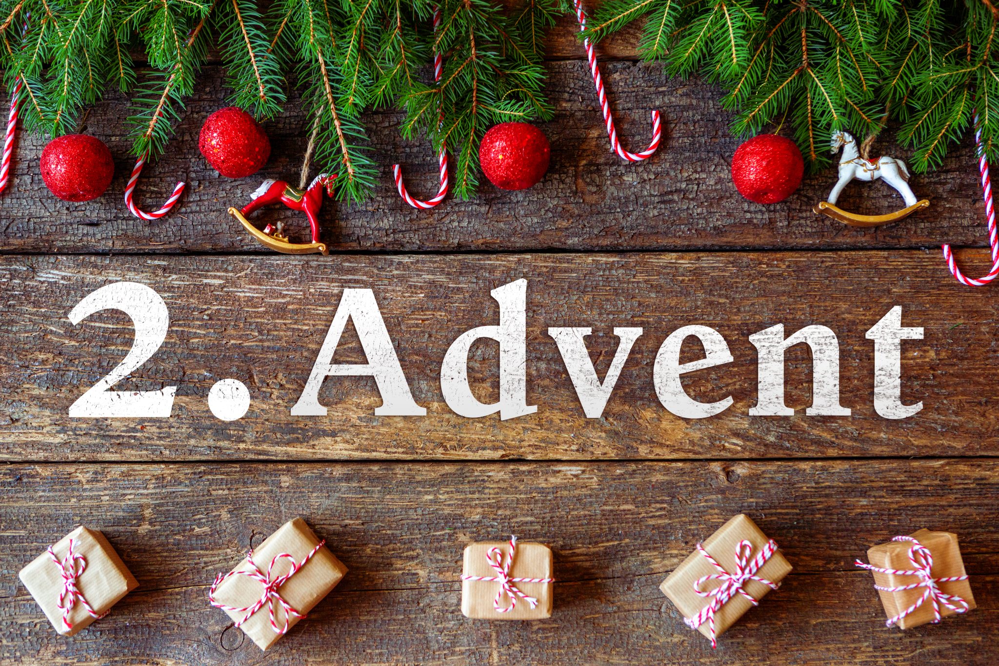 ADVENT 2025 - ADVENTSGRÜSSE WÜNSCHE UND BILDER ZUR ADVENTSZEIT 2. ADVENT – GRUSS AUF HOLZ MIT FESTLICHER DEKORATION 2. advent – gruß auf holz mit festlicher dekoration