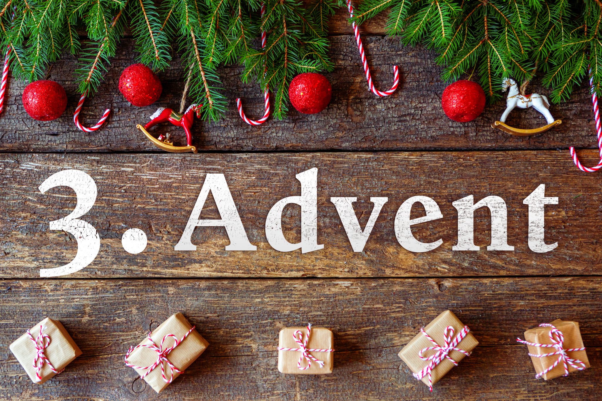 ADVENT 2025 - ADVENTSGRÜSSE WÜNSCHE UND BILDER ZUR ADVENTSZEIT 3. ADVENT – HOLZSCHRIFTZUG MIT WEIHNACHTLICHER DEKORATION 3. advent – holzschriftzug mit weihnachtlicher dekoration