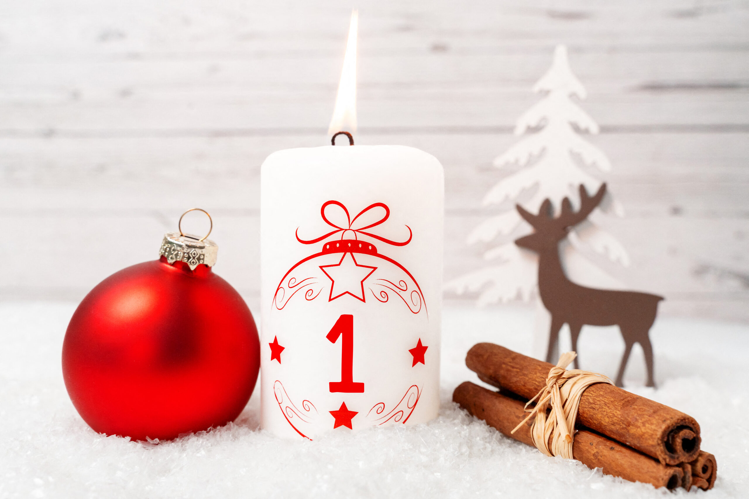 adventskerze zum 1 advent 1 scaled