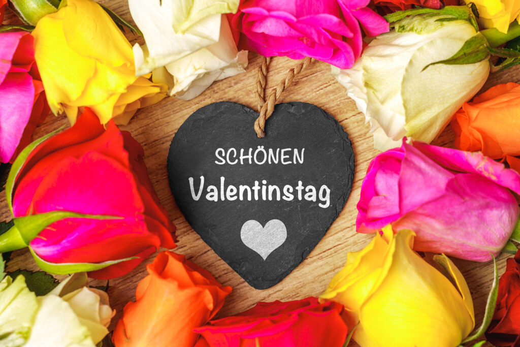 Fondo Decorativo Per San Valentino – Stendardo In Tessuto 183 X 112 Cm Con Cuori E Palloncini, Per Parete, Porta O Giardino