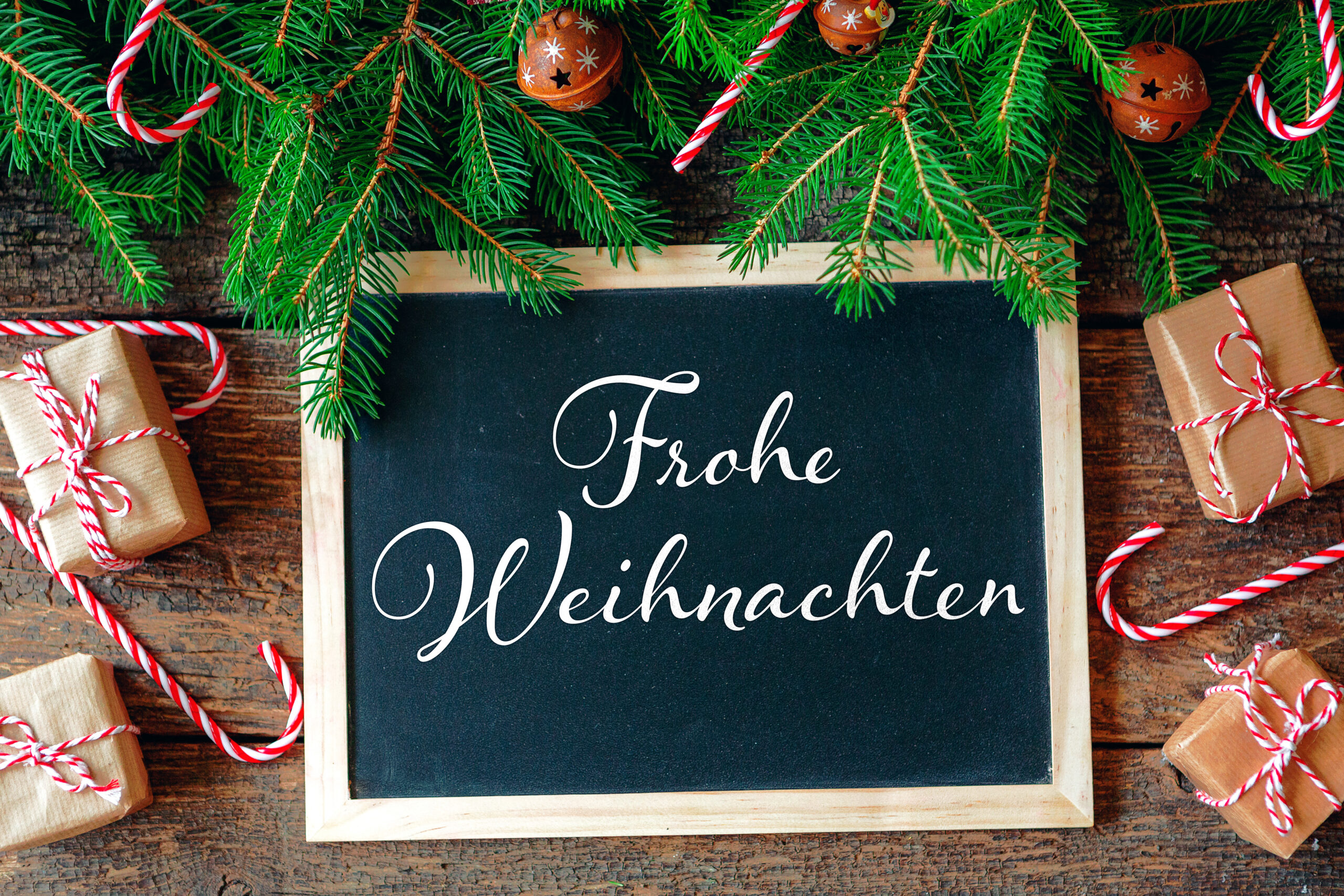 frohe weihnachten gruss auf tafel scaled