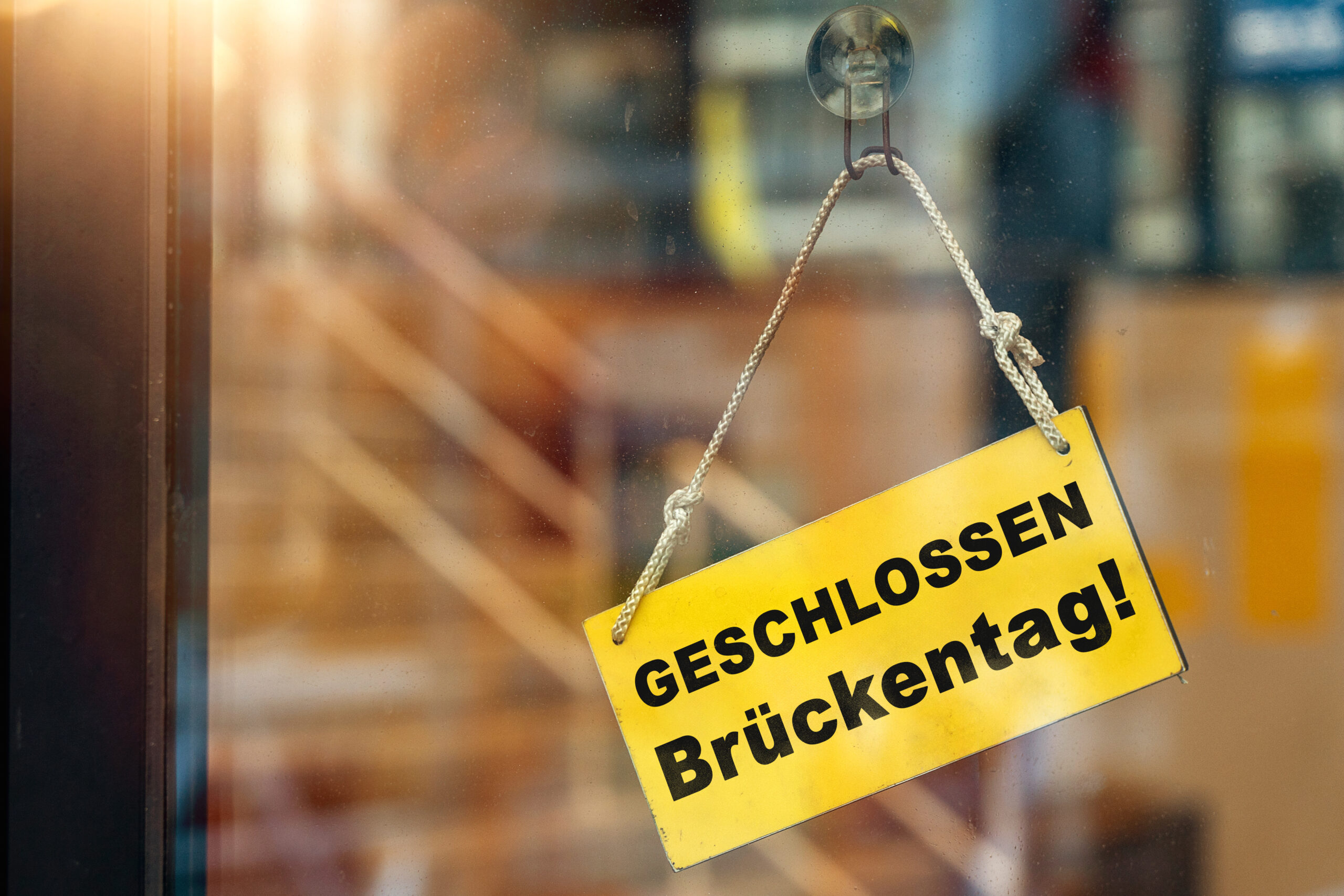 geschlossen brueckentag scaled