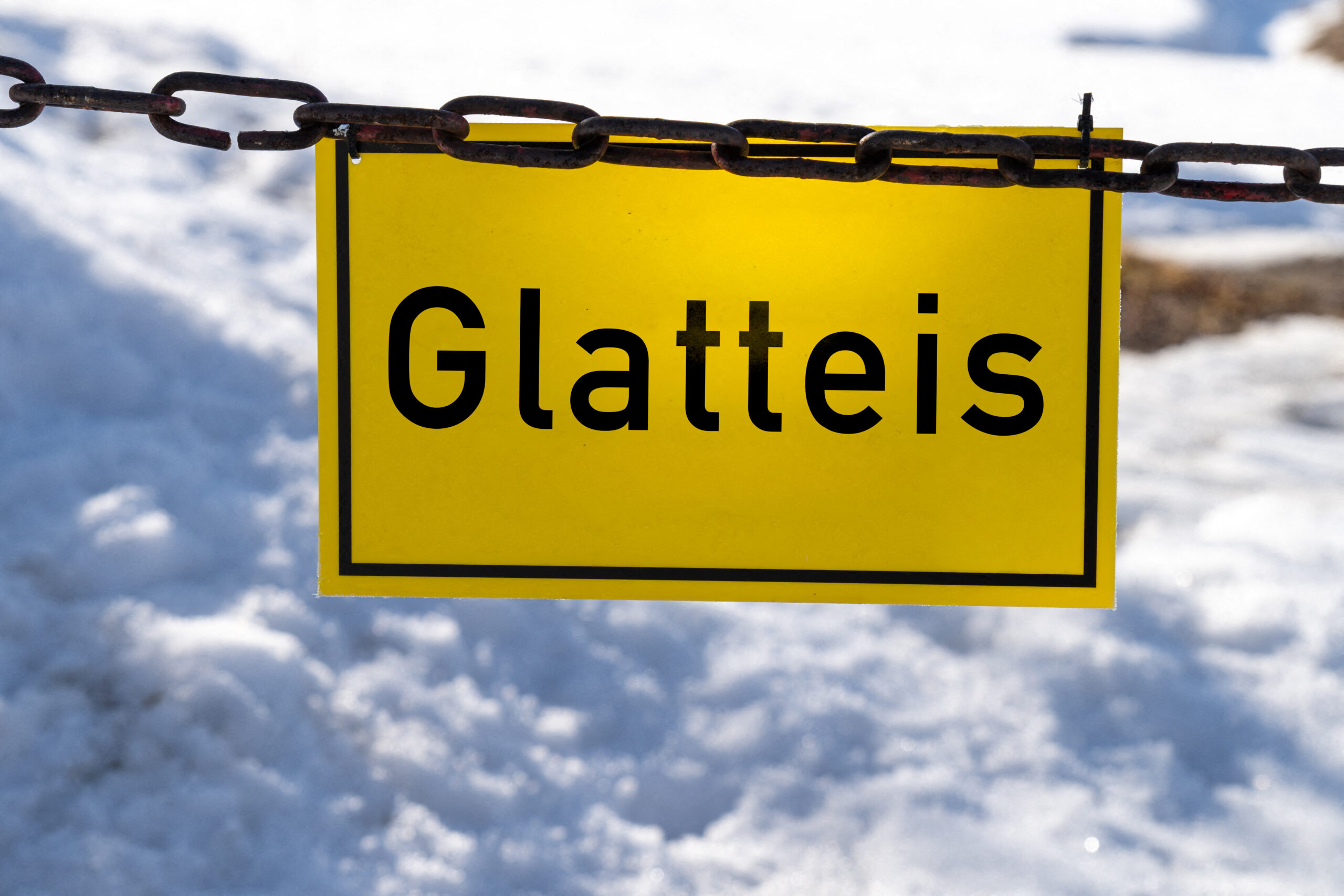 WETTER BILDER glatteis schild 4 scaled
