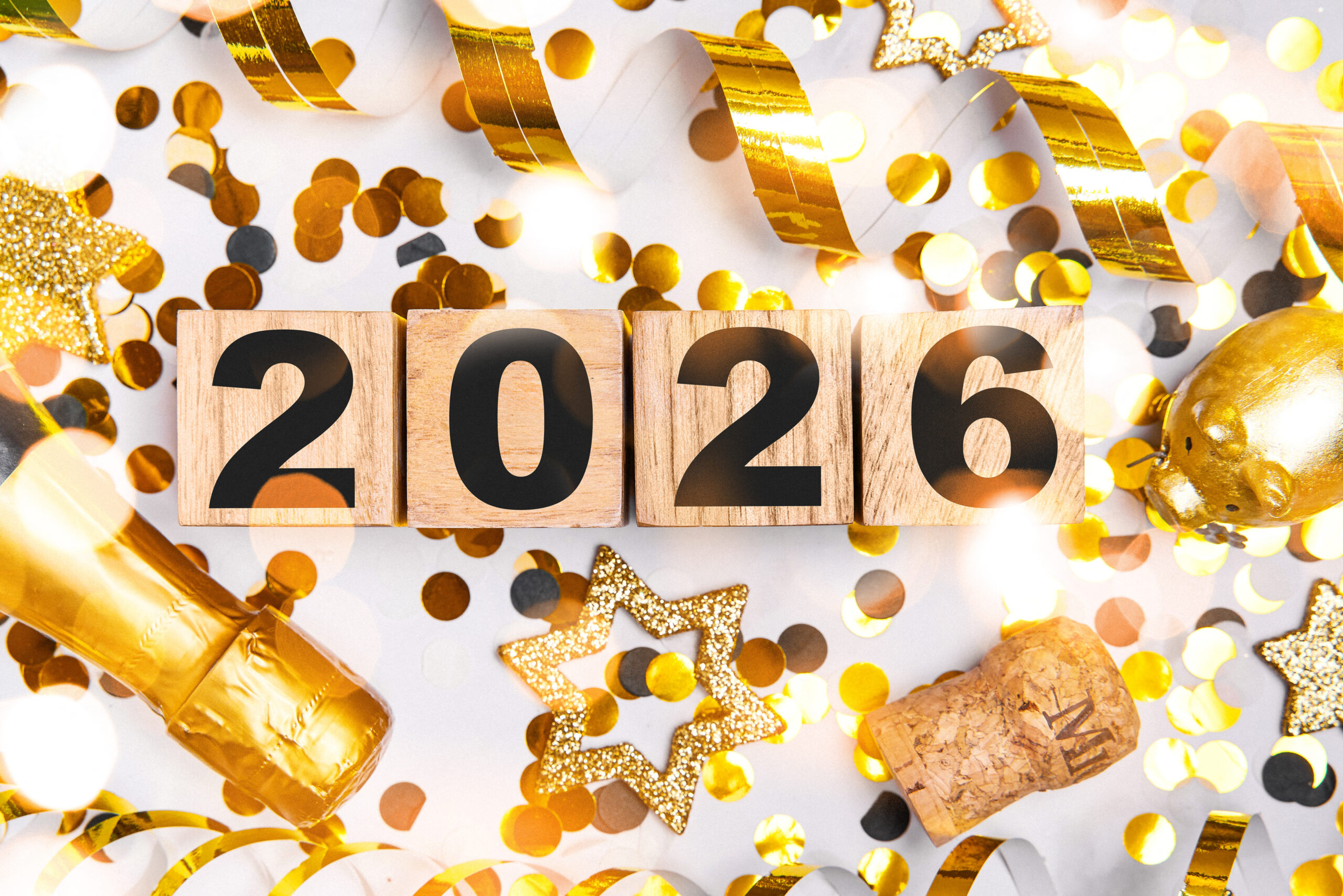NEUJAHR 2026 BILDER neujahr 2026 bilder jahreszahl 2026 mit gold konfetti und silvesterdeko 1 scaled