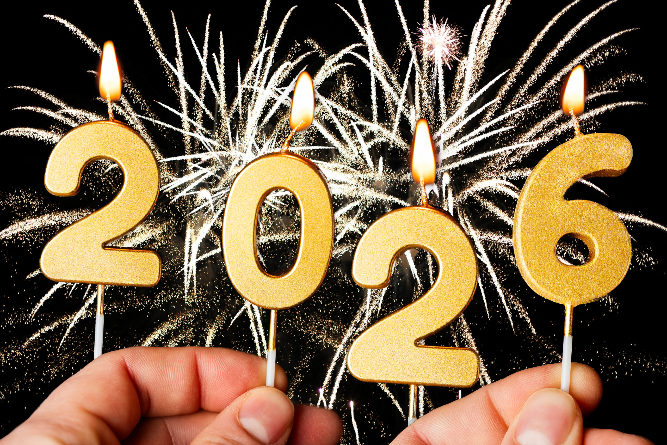 NEUJAHR 2026 BILDER neujahrsbild 2026 mit brennenden zahlen scaled