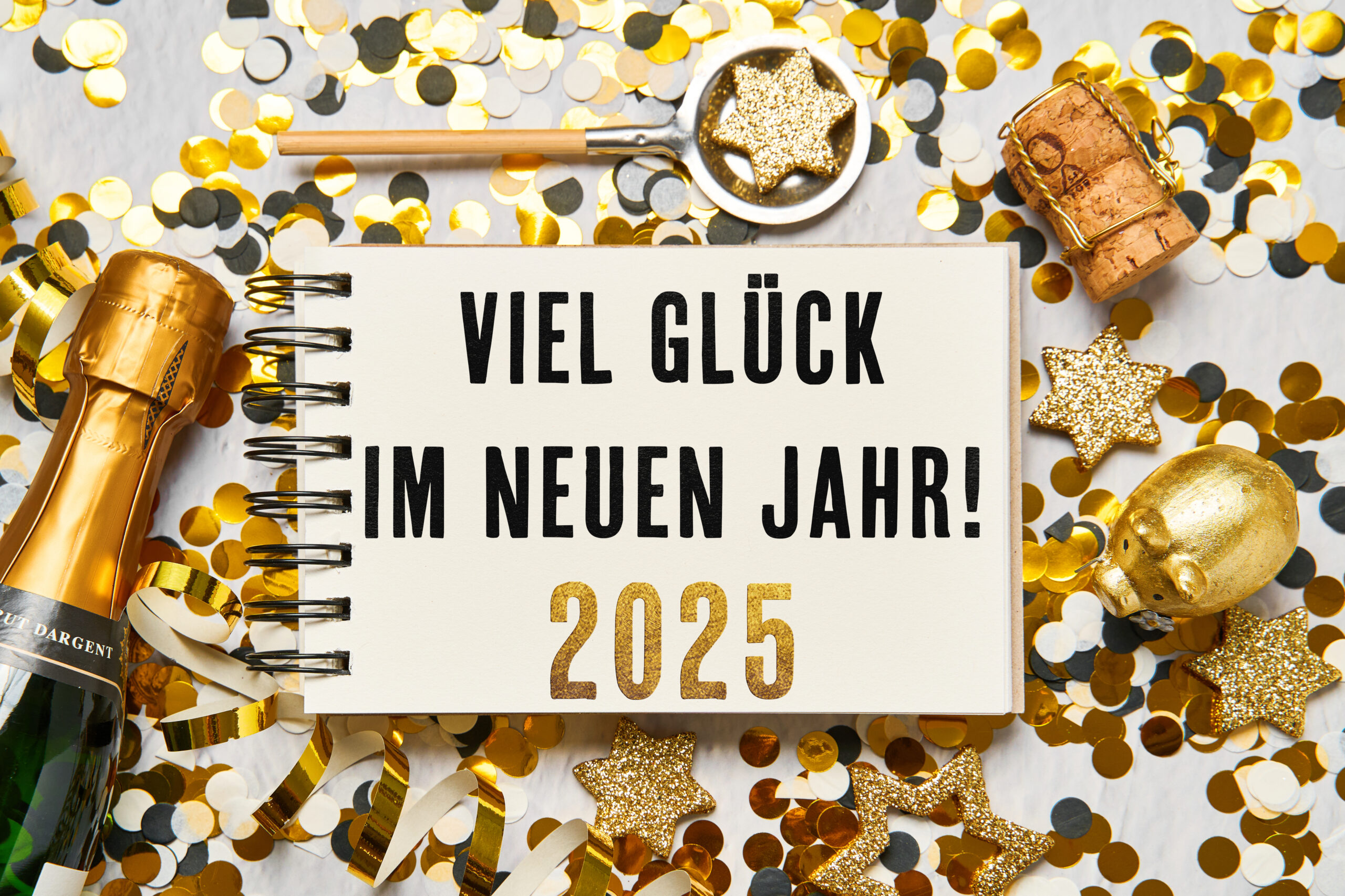 neujahrswuensche 2025 viel glueck im neuen jahr scaled