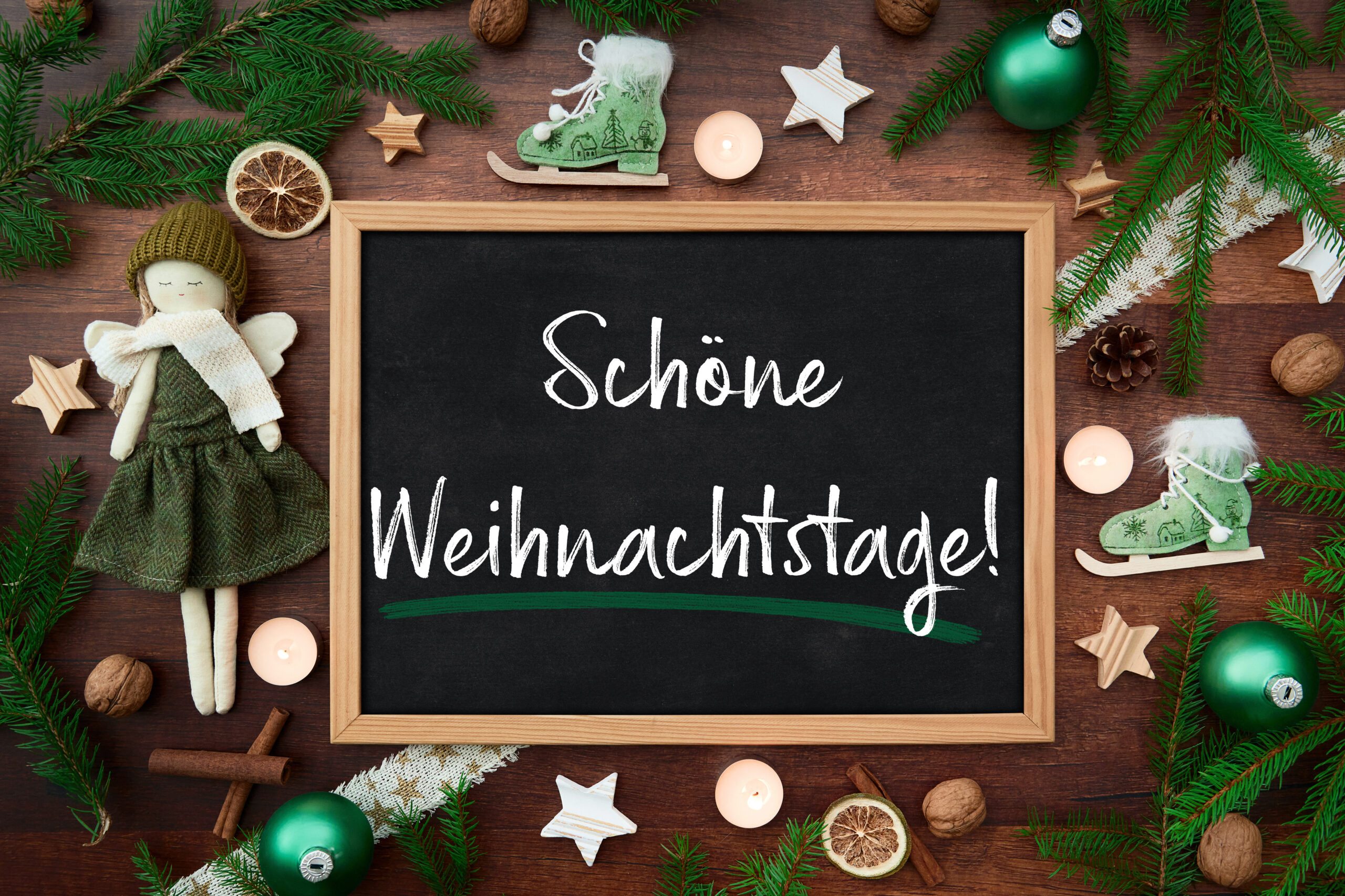 schoene weihnachtstage wuensche – weihnachtliches bild mit festlichem weihnachtsgruss scaled