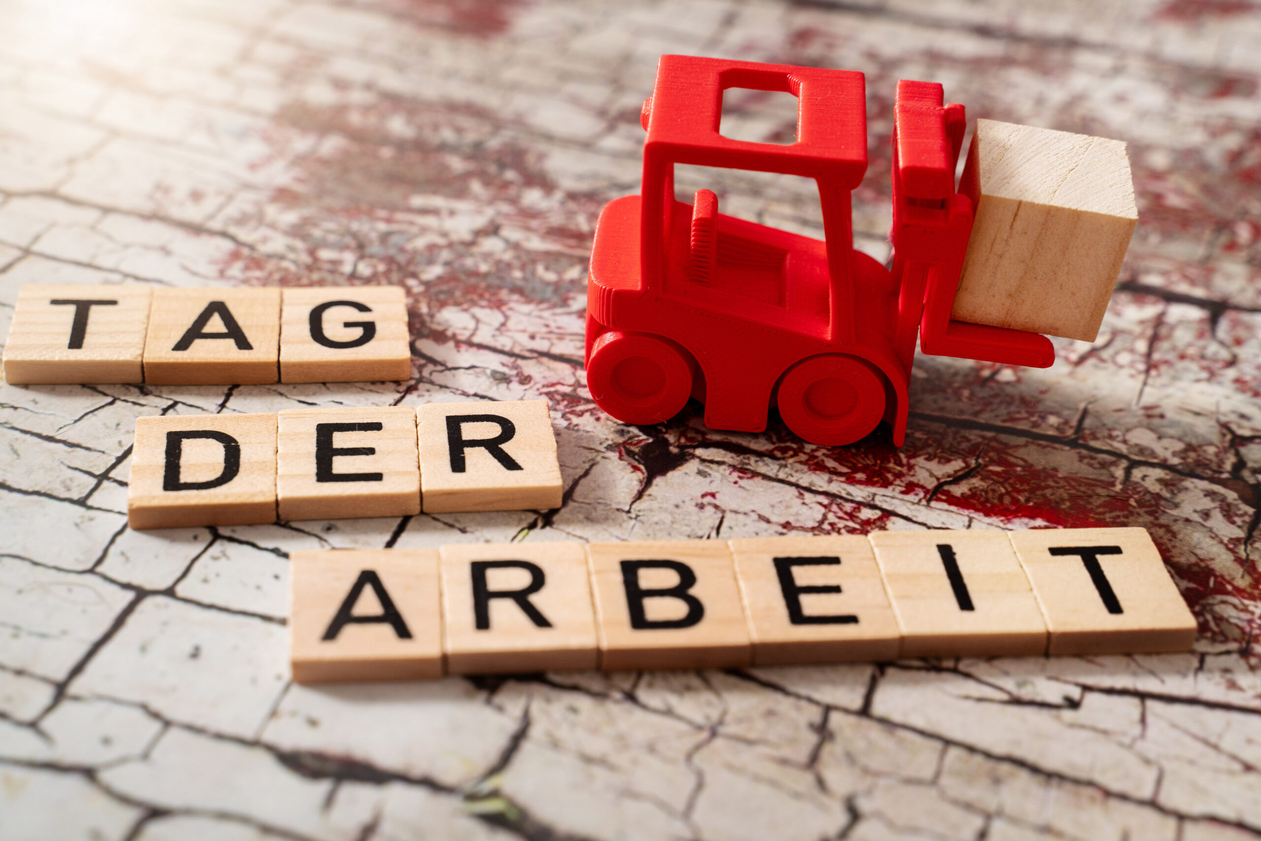 TAG DER ARBEIT tag der arbeit feiertag 1 mai 20 2 scaled