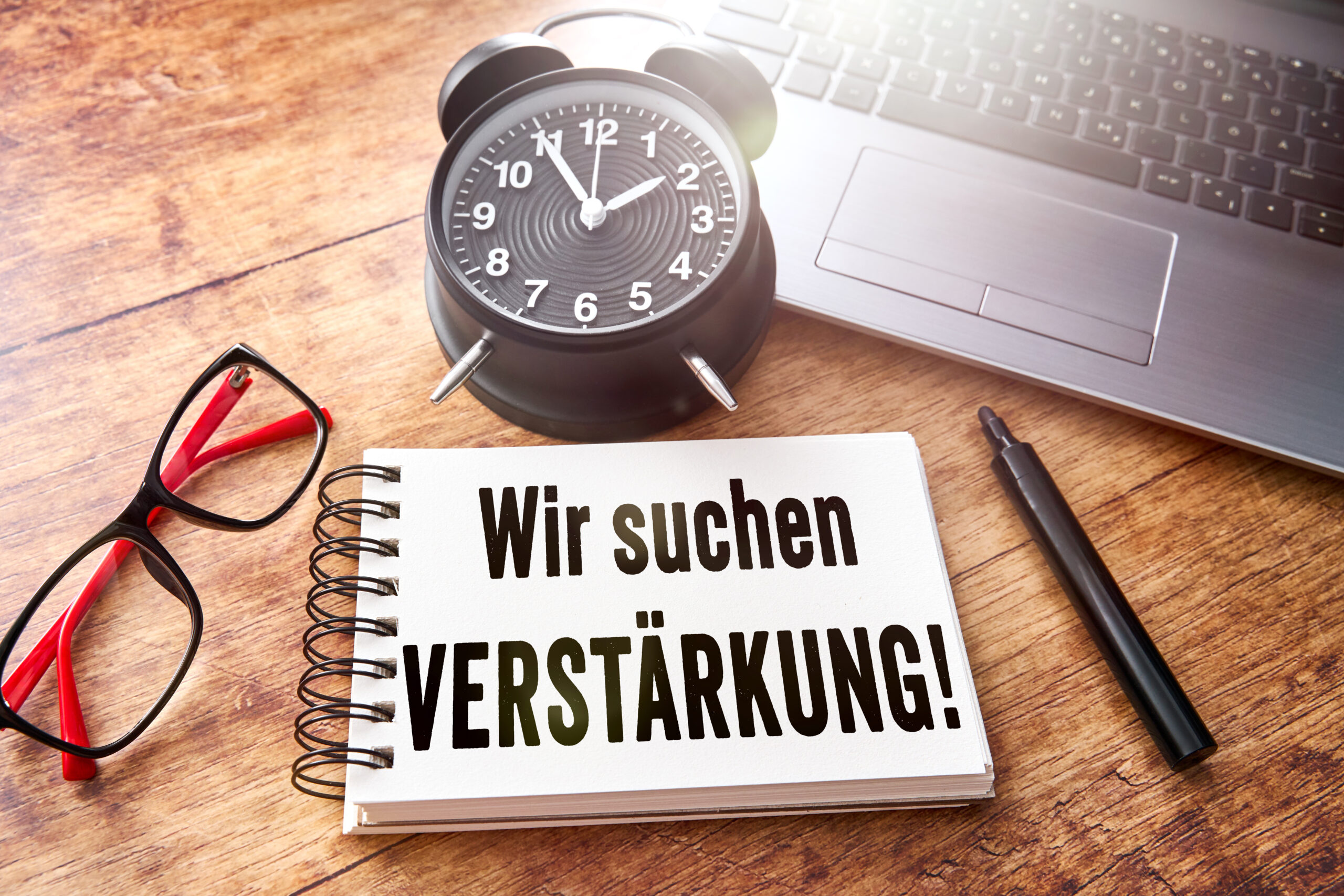 MITARBEITER BILDER - FÜR STELLENANZEIGEN wir suchen verstaerkung 1 scaled