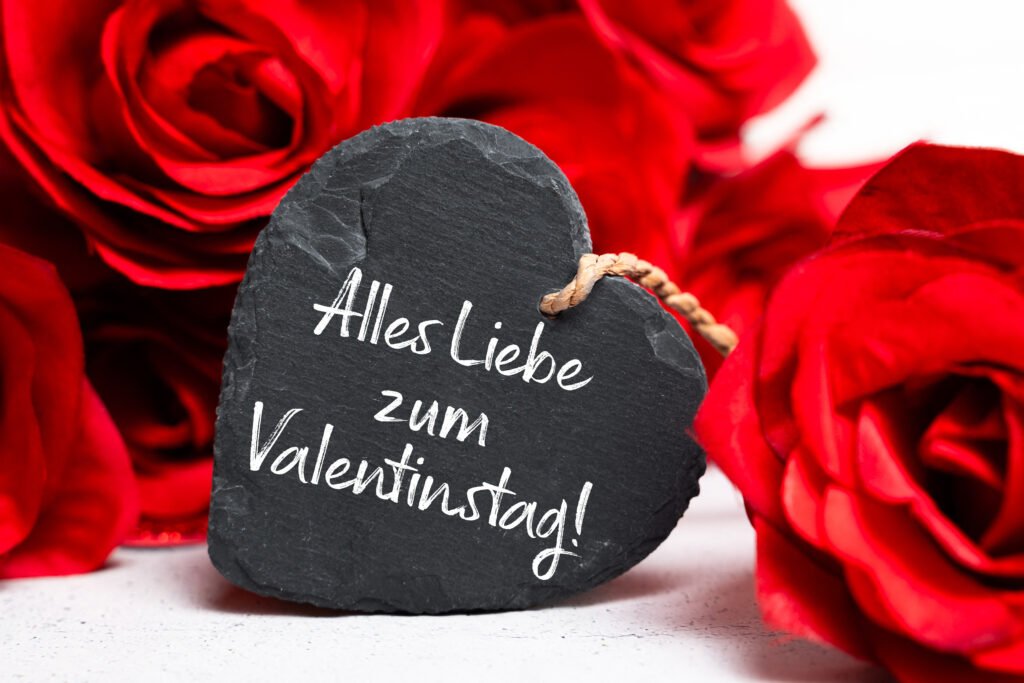 Alles Liebe zum Valentinstag Grußbild mit Herz und roten Rosen