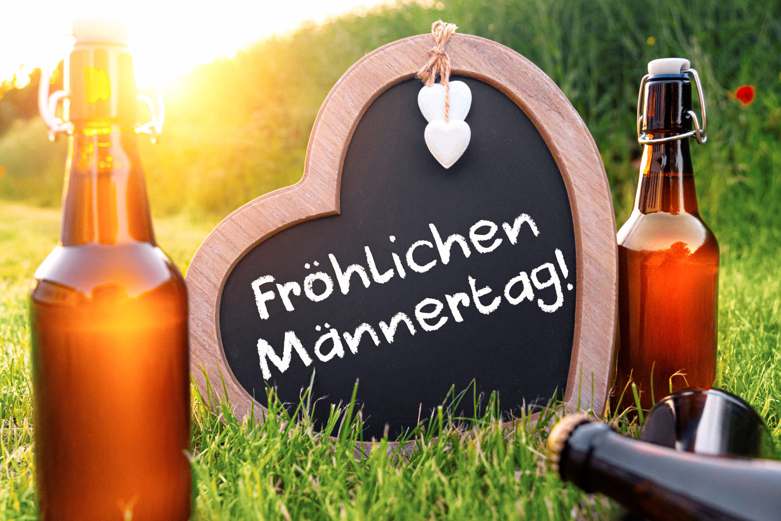 VATERTAG BILDER foehlichen maennertag scaled