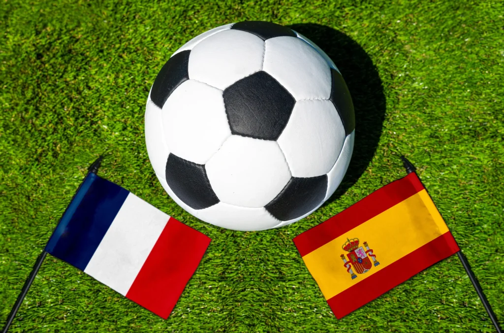 Frankreich gegen Spanien – Fußball auf grünem Rasen