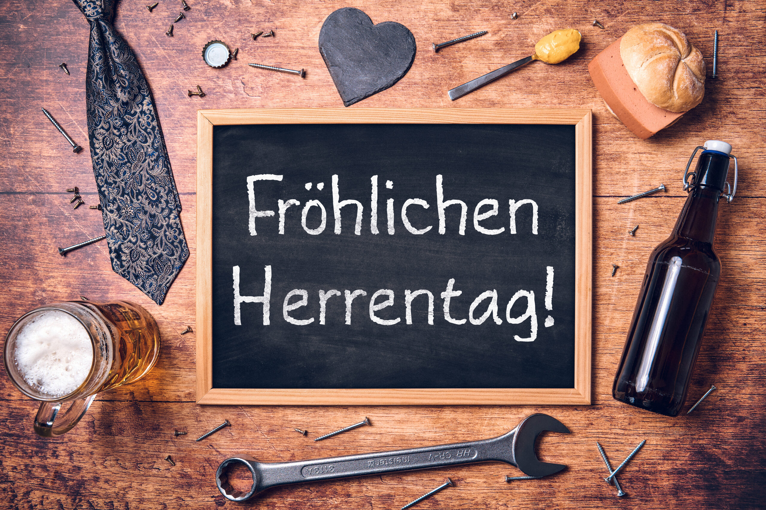 VATERTAG BILDER froehlichen herrentag bild 2 scaled
